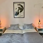 Kiscsillag Vendeghaz Budapest